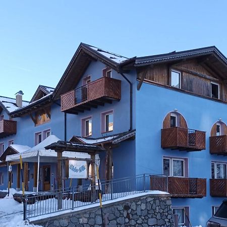 Hotel Cielo Blu Passo del Tonale Bagian luar foto