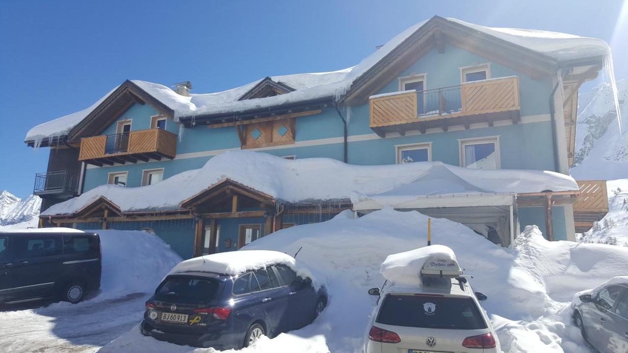 Hotel Cielo Blu Passo del Tonale Bagian luar foto