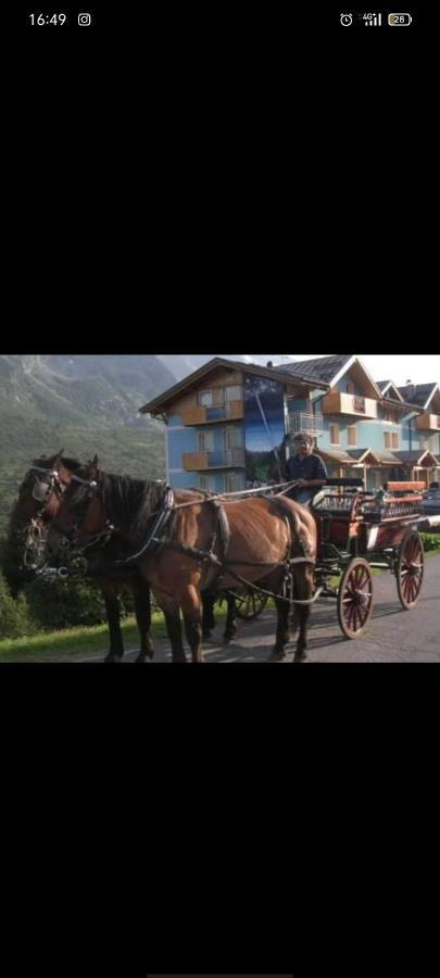 Hotel Cielo Blu Passo del Tonale Bagian luar foto